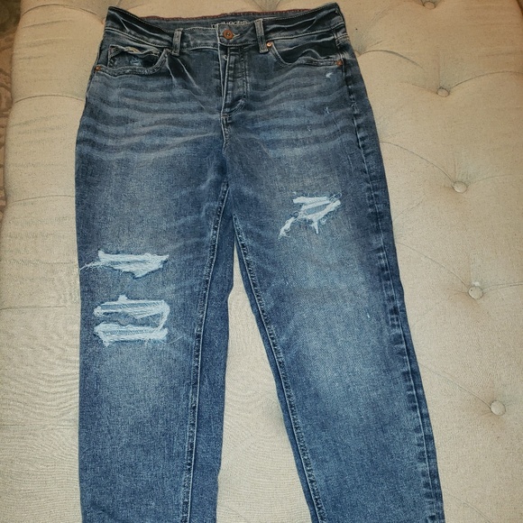 gently preowned Maurices Jeans - Picture 2 of 7